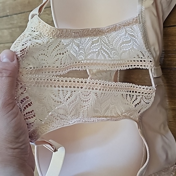 Full coverage racer back T shirt Bra, NWT - Picture 8 of 9